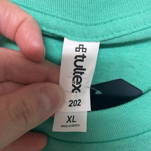 Tultex size XL Green Malibu Barbie Graphic Short Sleeve Crewneck Soft T-Shirt - Picture 2 of 6